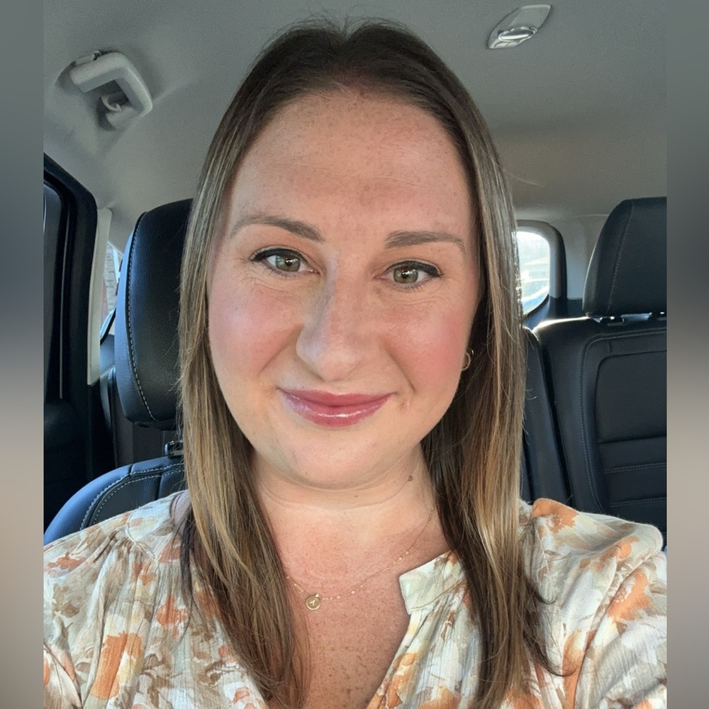 Meet your Posher, Katelyn